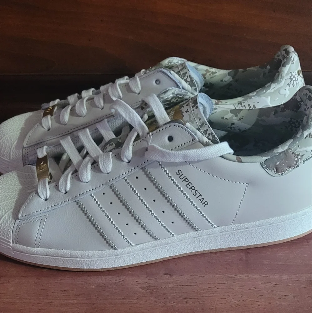 Adidas Superstar - Picture 3 of 10